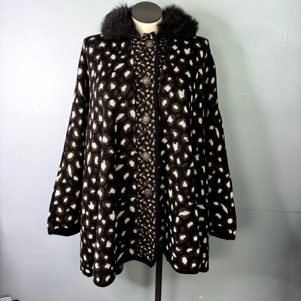Vtg ZoZo French Eagle Wool Blend Button Up Knit Cape Faux Fur Collar Womens L/XL